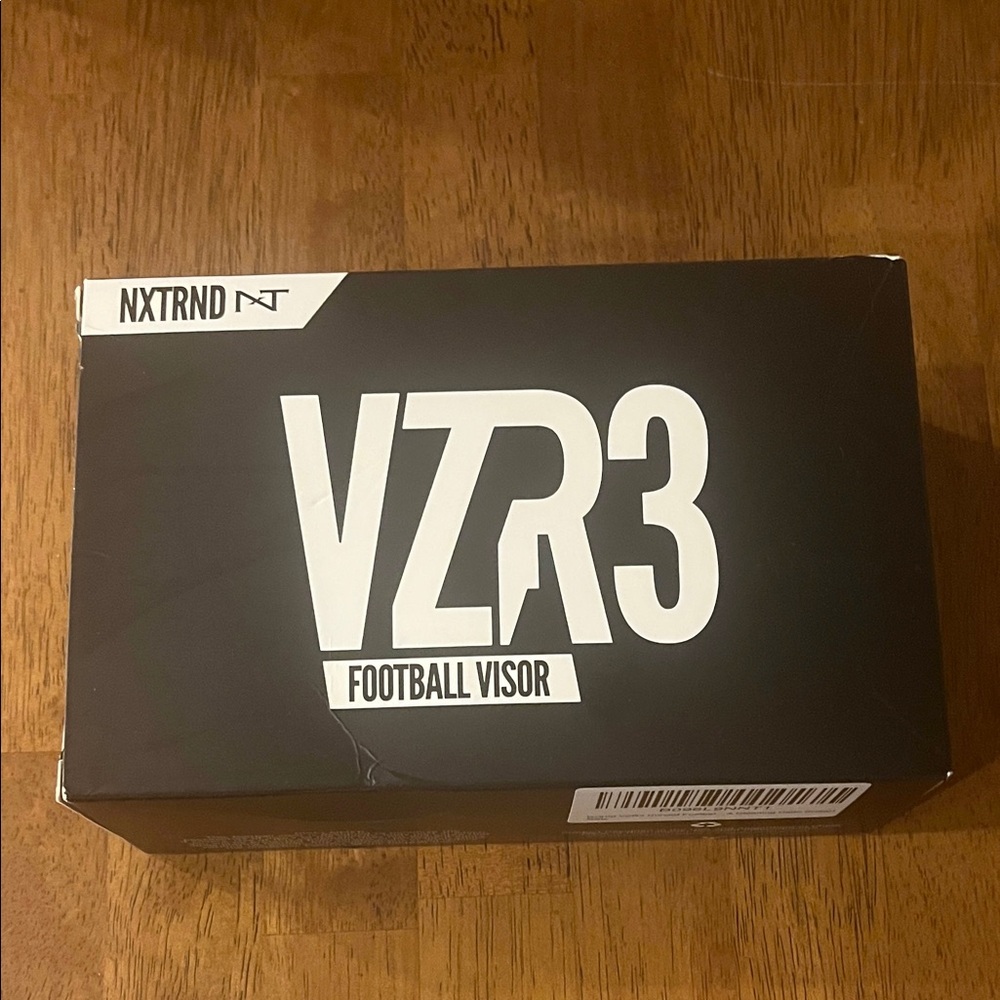VZR3 Football Visor - Black